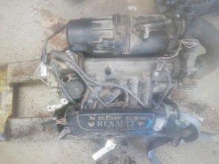 bontott RENAULT CLIO II Motor (Fűzött blokk hengerfejjel)