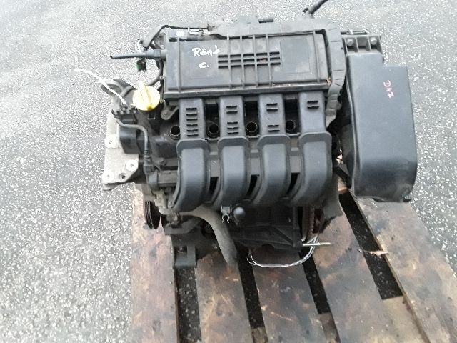 bontott RENAULT CLIO II Motor (Fűzött blokk hengerfejjel)