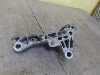 bontott RENAULT CLIO II Motor Tartó Bak (Fém)