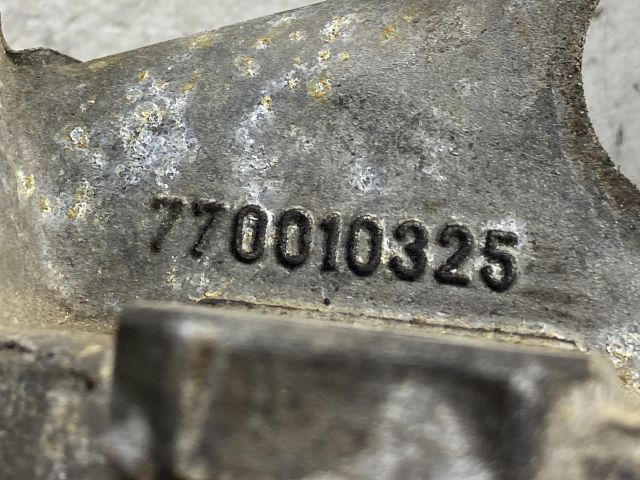 bontott RENAULT CLIO II Motor Tartó Bak (Pozíciófüggetlen)