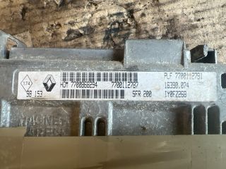 bontott RENAULT CLIO II Motorvezérlő