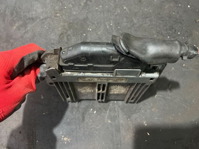 bontott RENAULT CLIO II Motorvezérlő