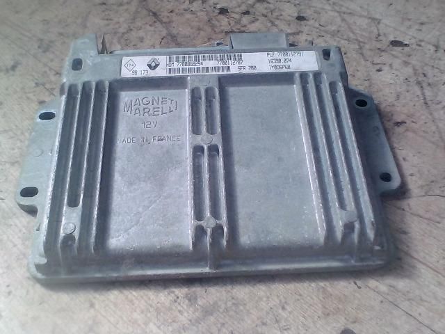 bontott RENAULT CLIO II Motorvezérlő