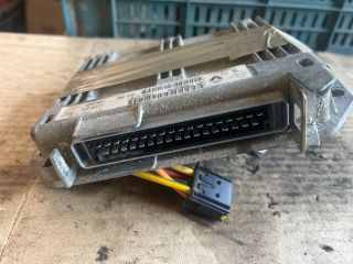 bontott RENAULT CLIO II Motorvezérlő