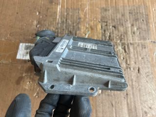 bontott RENAULT CLIO II Motorvezérlő