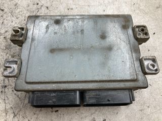 bontott RENAULT CLIO II Motorvezérlő