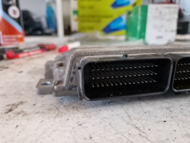 bontott RENAULT CLIO II Motorvezérlő