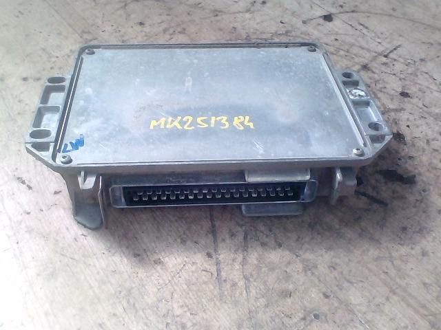 bontott RENAULT CLIO II Motorvezérlő