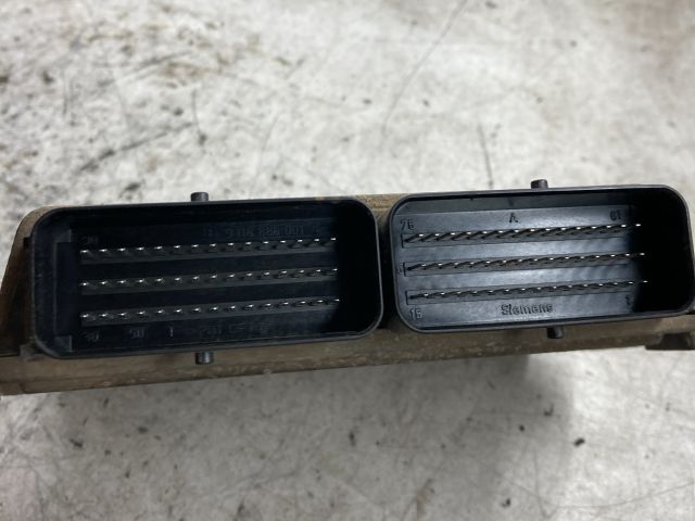 bontott RENAULT CLIO II Motorvezérlő