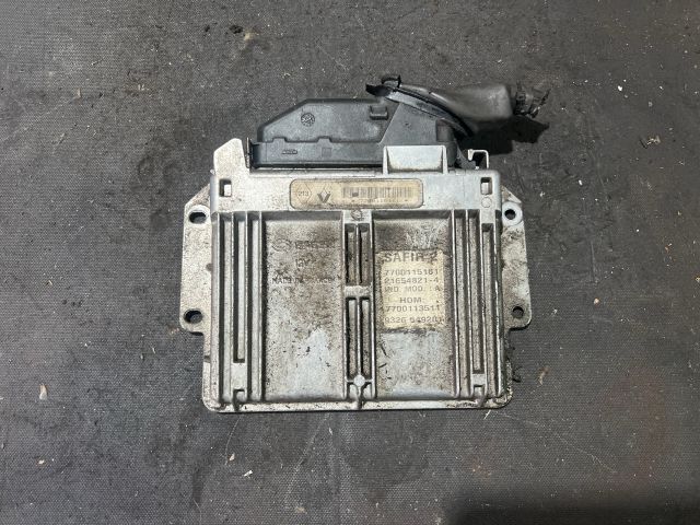 bontott RENAULT CLIO II Motorvezérlő
