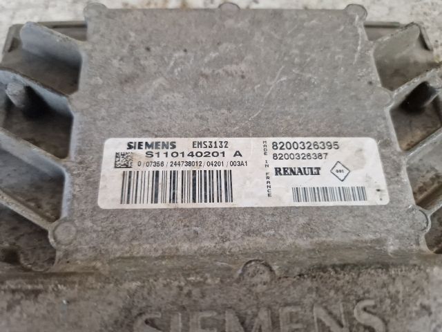 bontott RENAULT CLIO II Motorvezérlő