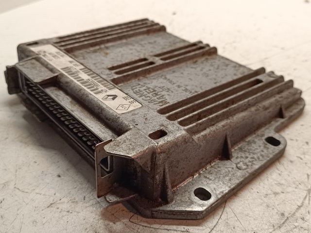 bontott RENAULT CLIO II Motorvezérlő