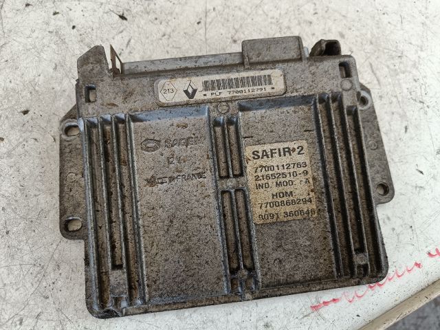 bontott RENAULT CLIO II Motorvezérlő