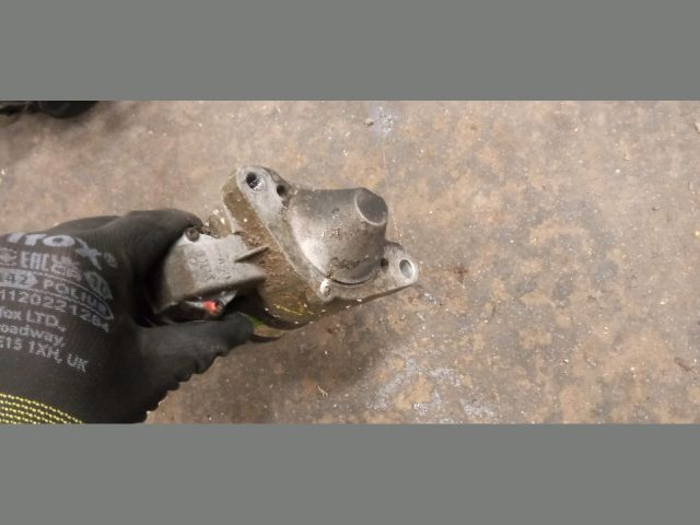 bontott RENAULT CLIO II Önindító