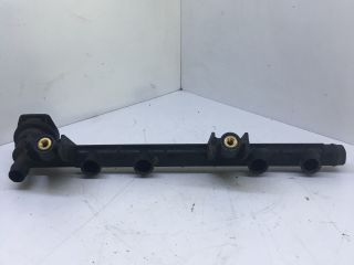 bontott RENAULT CLIO II Porlasztó Sor / Híd