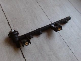 bontott RENAULT CLIO II Porlasztó Sor / Híd