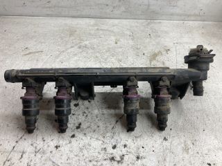 bontott RENAULT CLIO II Porlasztó Sor / Híd