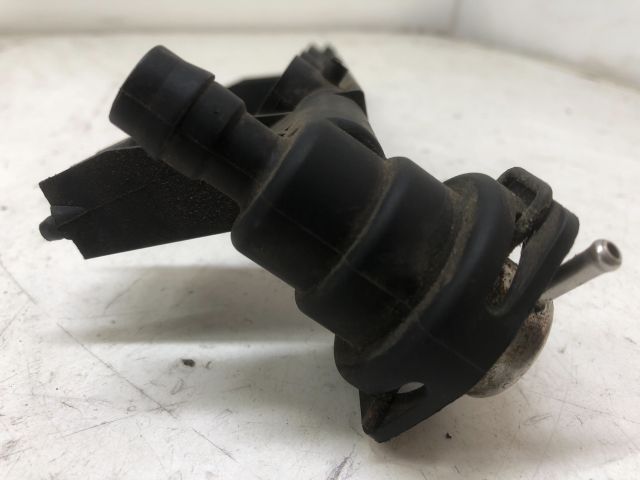 bontott RENAULT CLIO II Porlasztó Sor / Híd