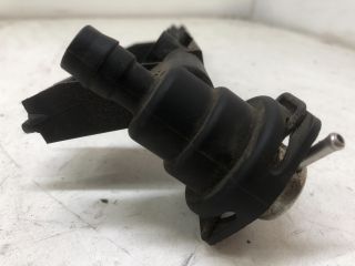 bontott RENAULT CLIO II Porlasztó Sor / Híd