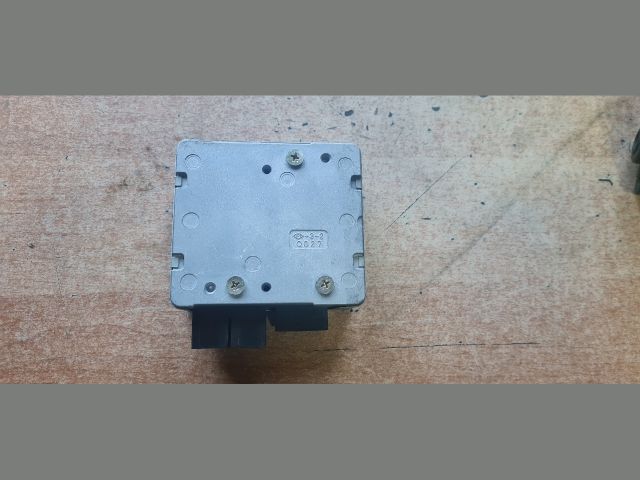 bontott RENAULT CLIO II Szervó Szivattyú Elektronika