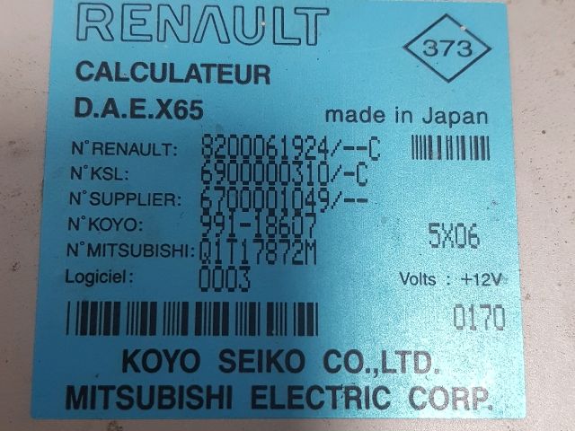 bontott RENAULT CLIO II Szervó Szivattyú Elektronika