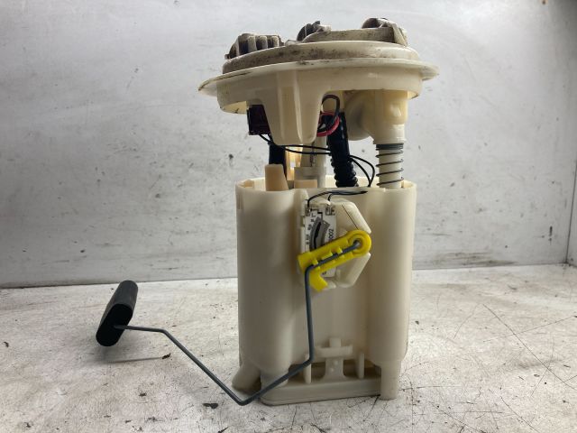 bontott RENAULT CLIO II Üzemanyag Szivattyú