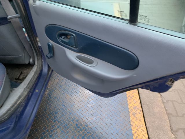 bontott RENAULT CLIO II Üzemanyag Szivattyú