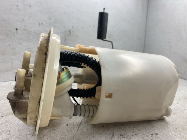 bontott RENAULT CLIO II Üzemanyag Szivattyú