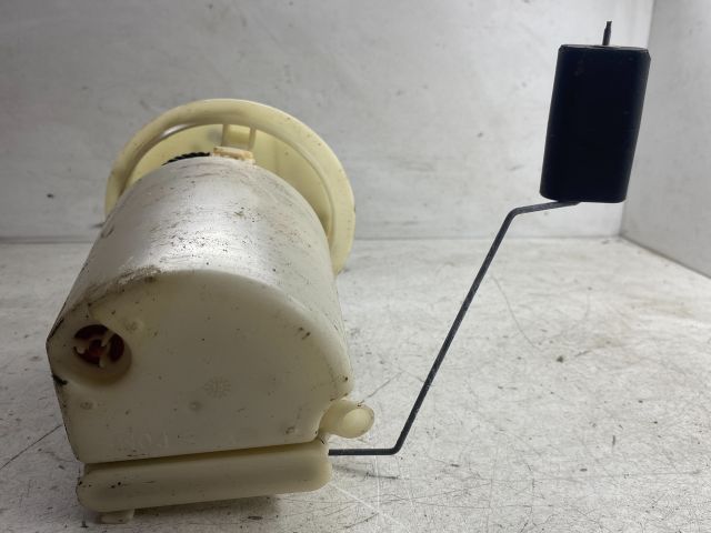 bontott RENAULT CLIO II Üzemanyag Szivattyú