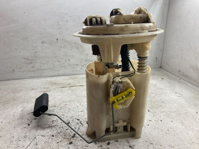 bontott RENAULT CLIO II Üzemanyag Szivattyú