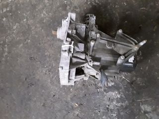 bontott RENAULT CLIO II Váltó (Mechanikus)