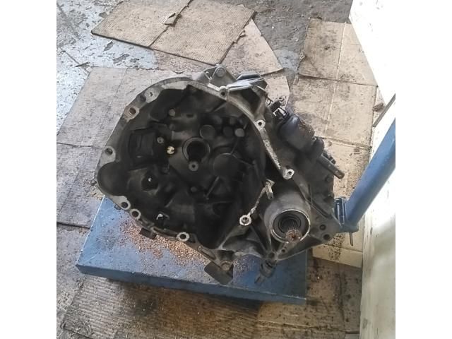 bontott RENAULT CLIO II Váltó (Mechanikus)