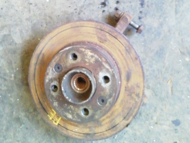 bontott RENAULT CLIO II Bal első Csonkállvány Kerékaggyal