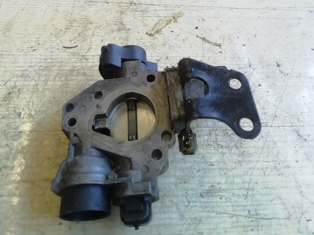 bontott RENAULT CLIO II Fojtószelep (Mechanikus)