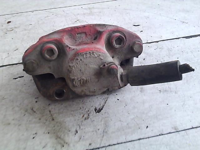 bontott RENAULT CLIO II Jobb első Féknyereg Munkahengerrel