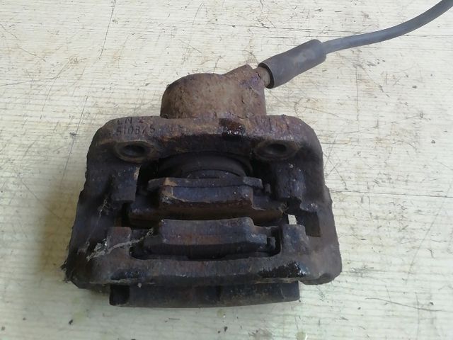 bontott RENAULT CLIO II Jobb első Féknyereg Munkahengerrel