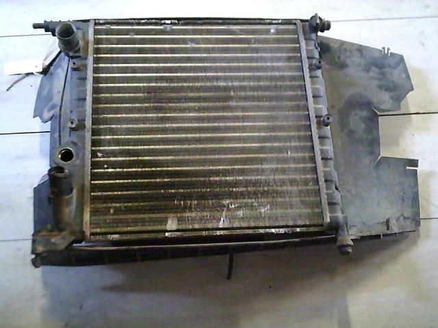 bontott RENAULT CLIO II Vízhűtő Radiátor (Nem klímás)