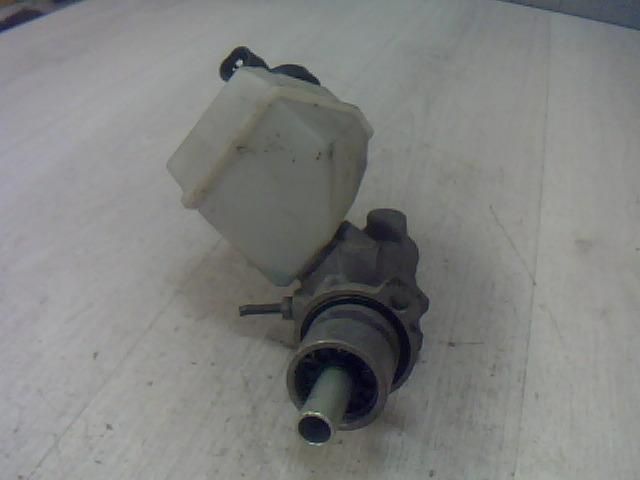 bontott RENAULT CLIO II Főfékhenger