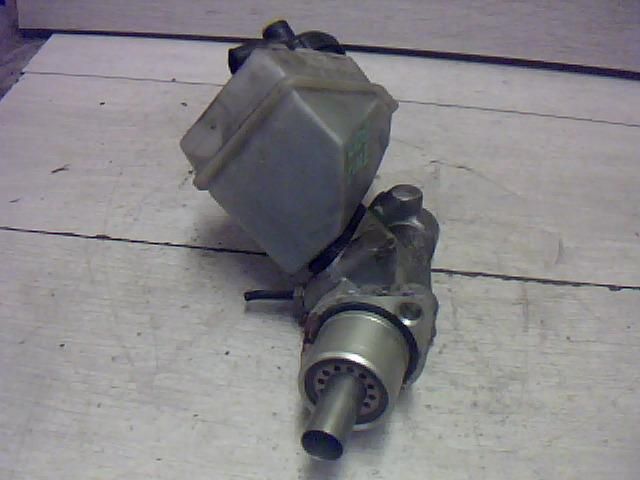 bontott RENAULT CLIO II Főfékhenger