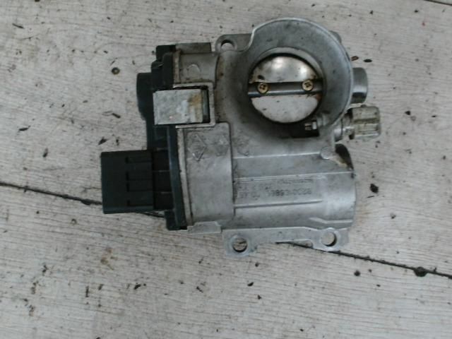 bontott RENAULT CLIO II Fojtószelep (Elektromos)