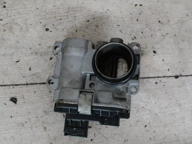 bontott RENAULT CLIO II Fojtószelep (Elektromos)