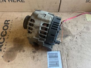 bontott RENAULT CLIO II Generátor