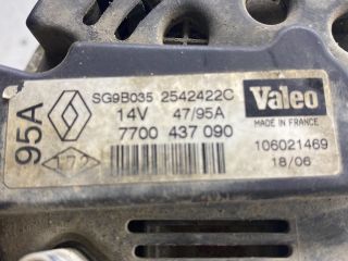 bontott RENAULT CLIO II Generátor