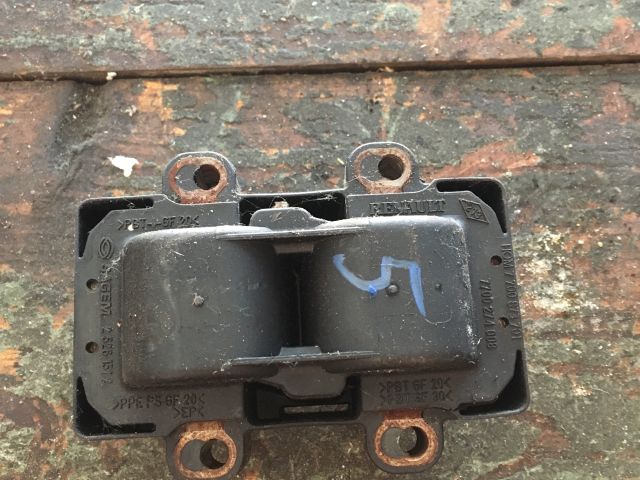 bontott RENAULT CLIO II Gyújtótrafó