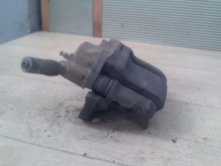 bontott RENAULT CLIO II Jobb első Féknyereg Munkahengerrel