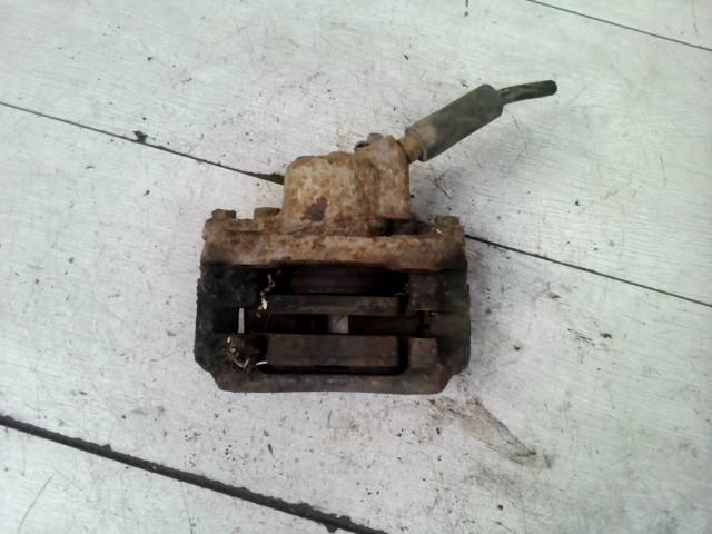 bontott RENAULT CLIO II Jobb első Féknyereg Munkahengerrel