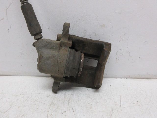 bontott RENAULT CLIO II Jobb első Féknyereg Munkahengerrel