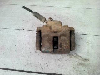 bontott RENAULT CLIO II Jobb első Féknyereg Munkahengerrel