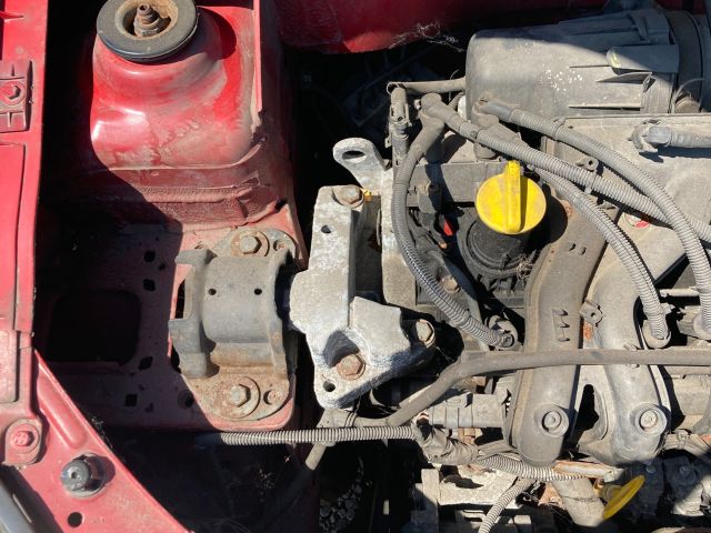 bontott RENAULT CLIO II Első Bölcső