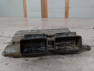 bontott RENAULT CLIO II Motorvezérlő